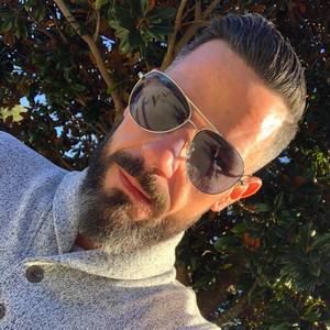 Meet your Posher, Troy